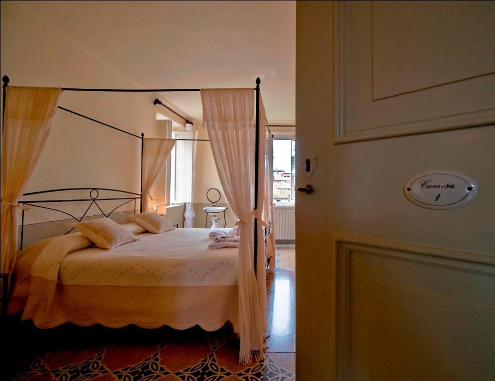 Bed And Breakfast Evelina Лука Екстериор снимка