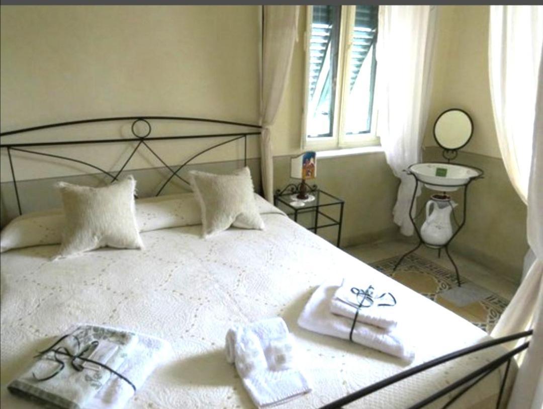 Bed And Breakfast Evelina Лука Екстериор снимка